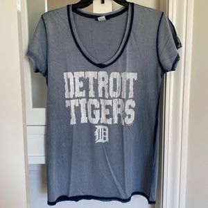 Women’s Detroit Tigers Shirt